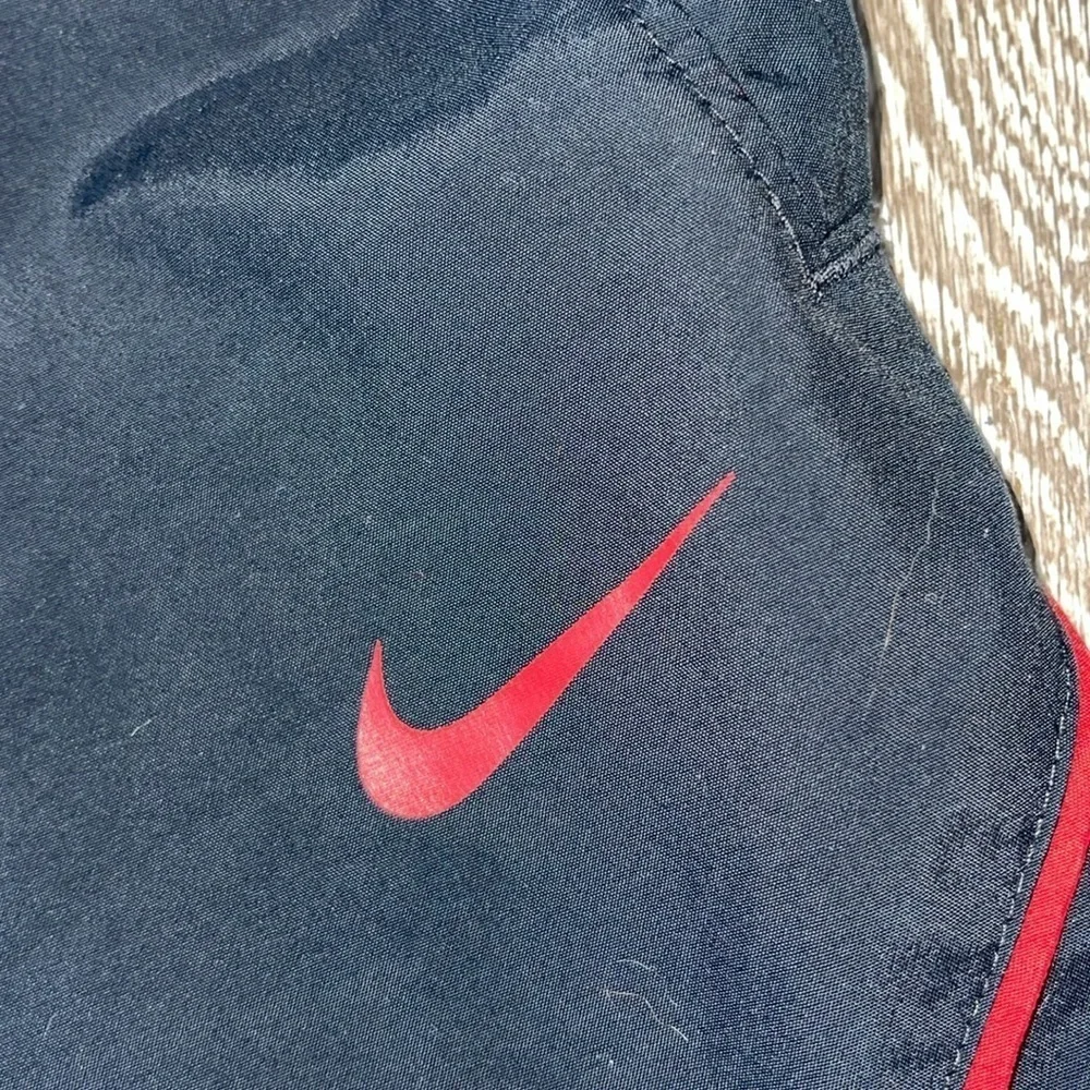 Y2K Nike Black swim trunks board shorts Athletic Shorts with Red  size large